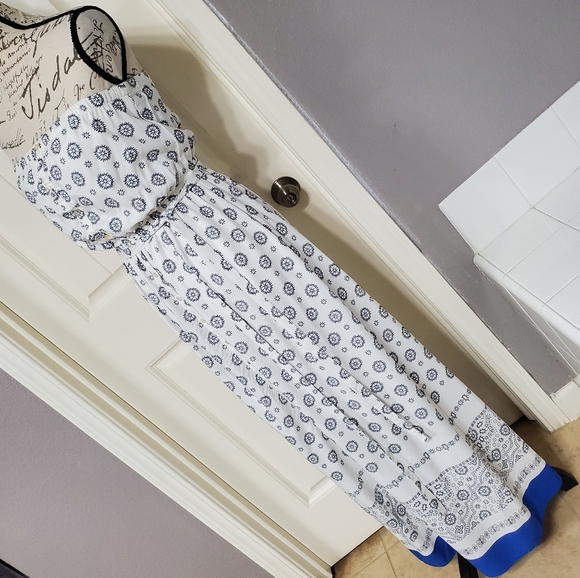 Old Navy Strapless Printed Button Front Maxi Dress - Picture 2 of 7